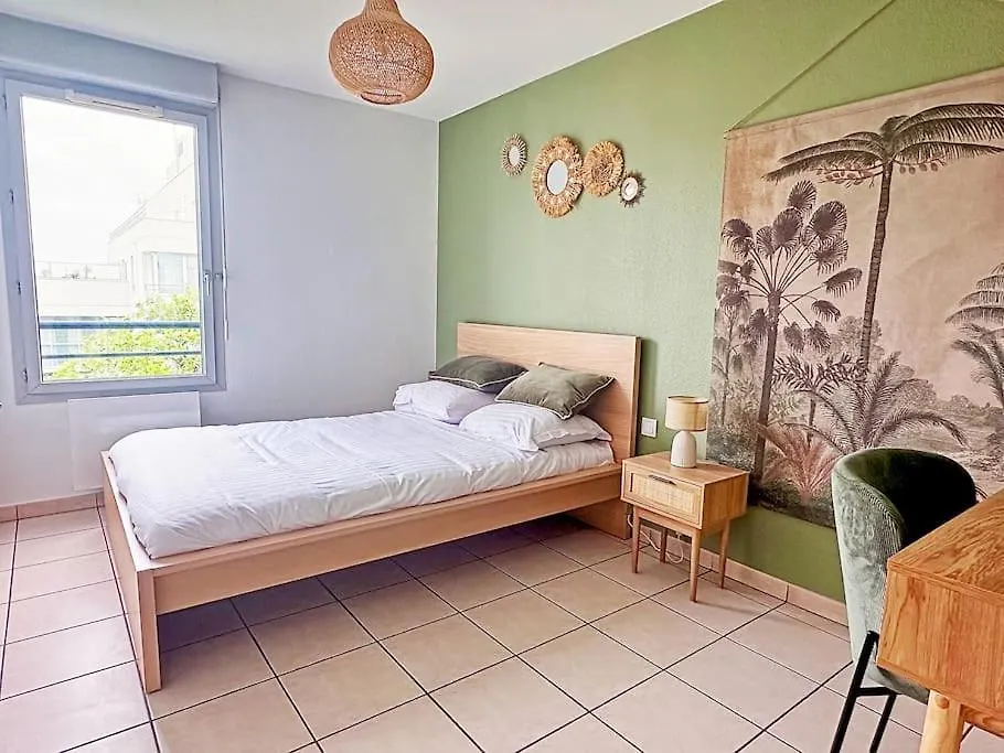 Apartment Charmant T2 Terrasse, Garage Villeurbanne France